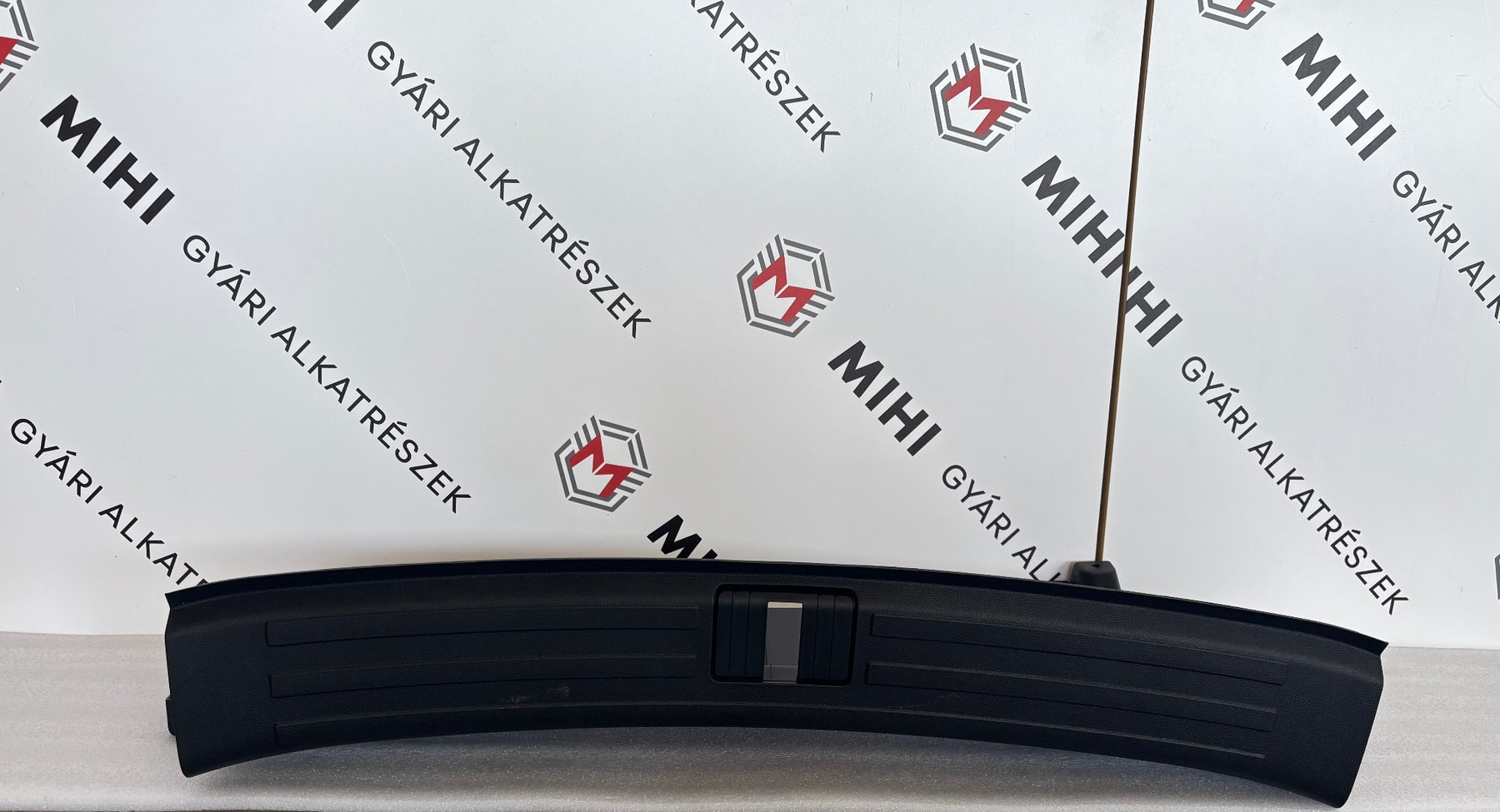 MG ZS csomagtér belső hátfalburkolat 10230145ASA