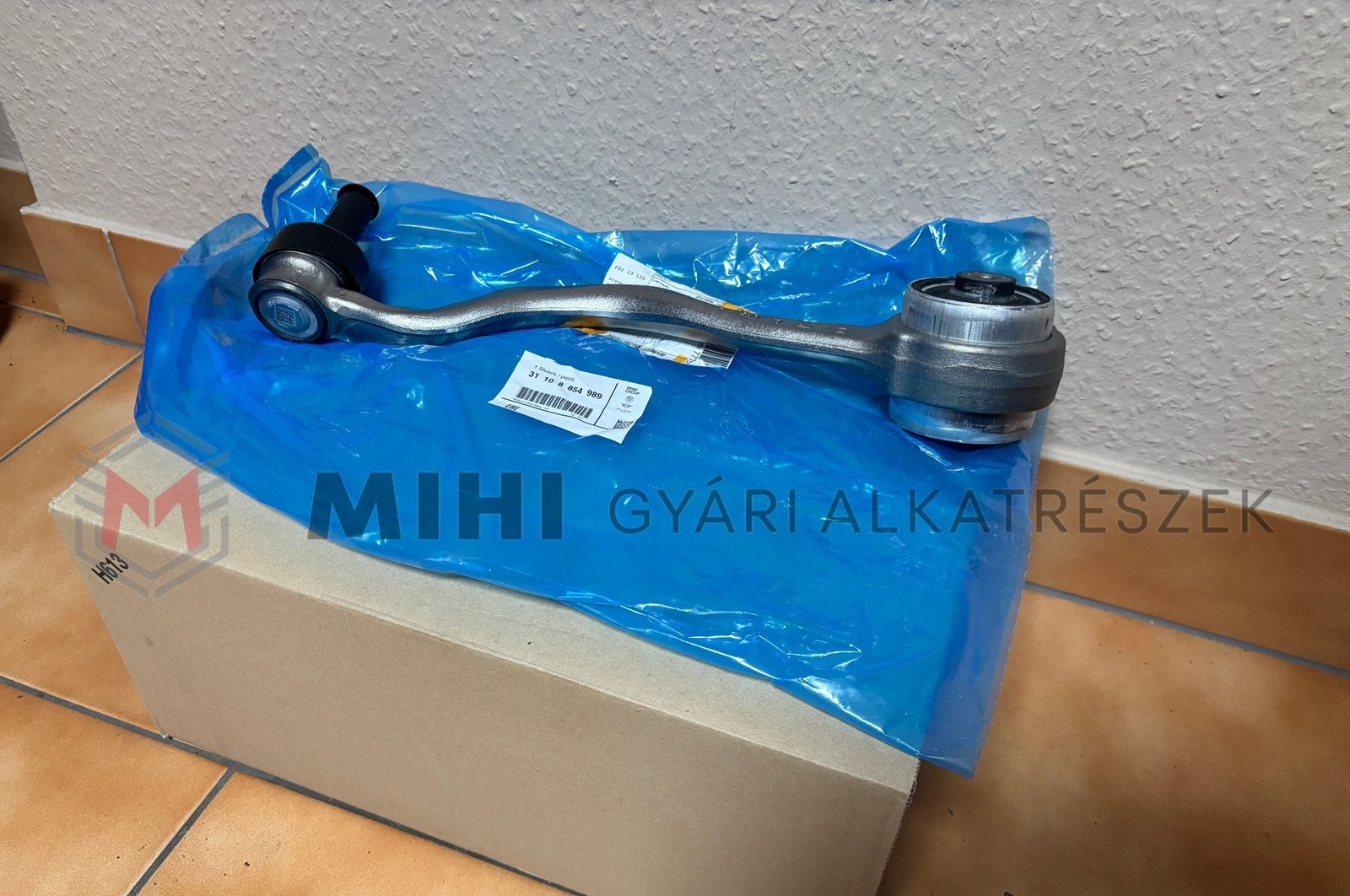 BMW gyári lengőkar 31108854989