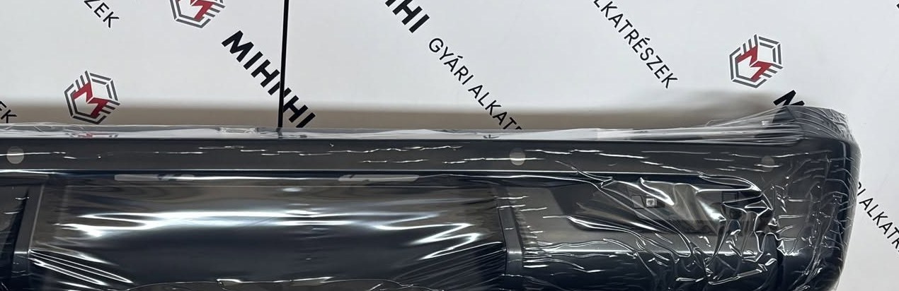 SsangYong Musso Grand hátsó lökhárító középső burkolat 788A238001ABT részletfotó