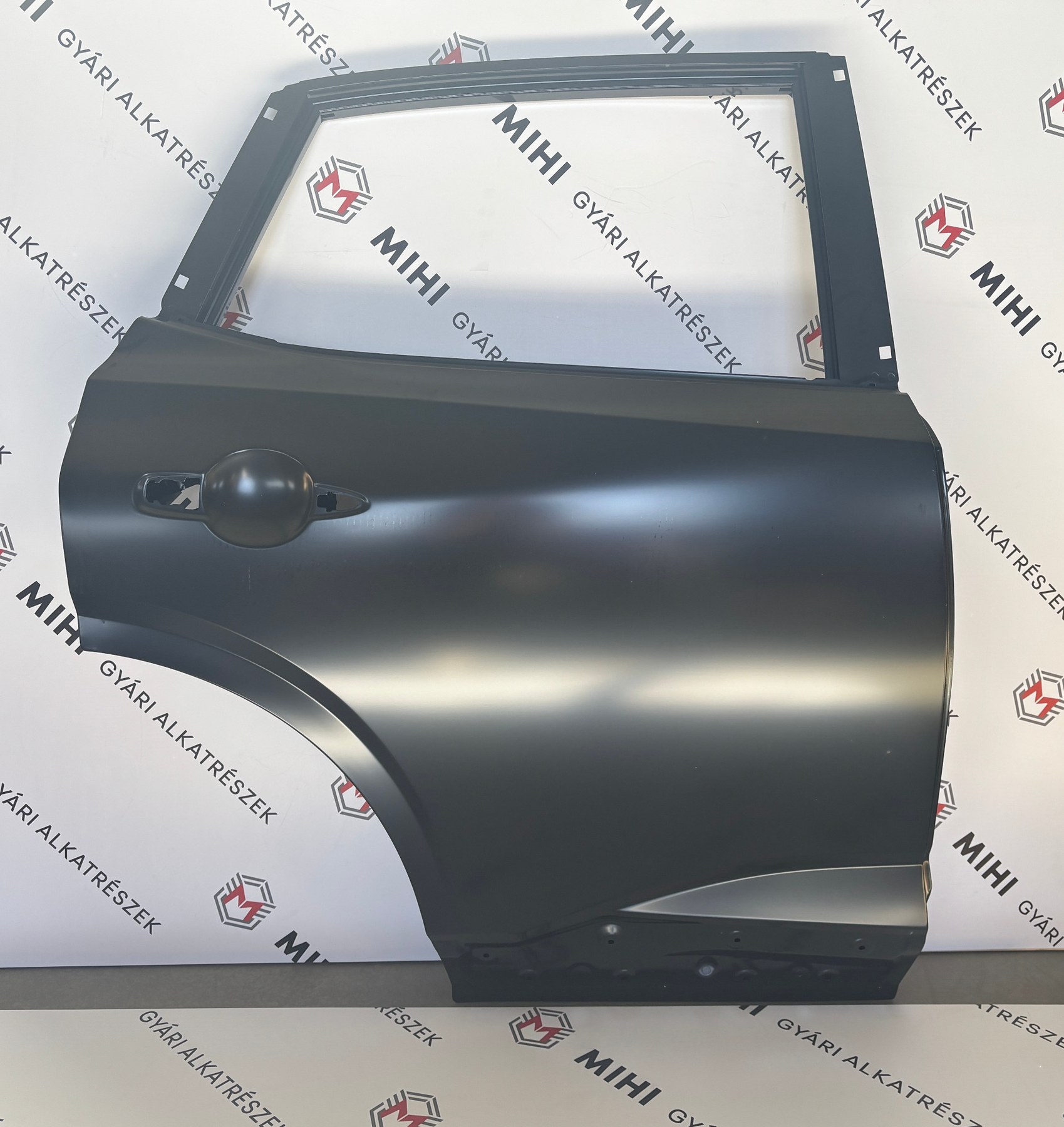 Nissan Qashqai J12 jobb hátsó ajtó H21006UAMA